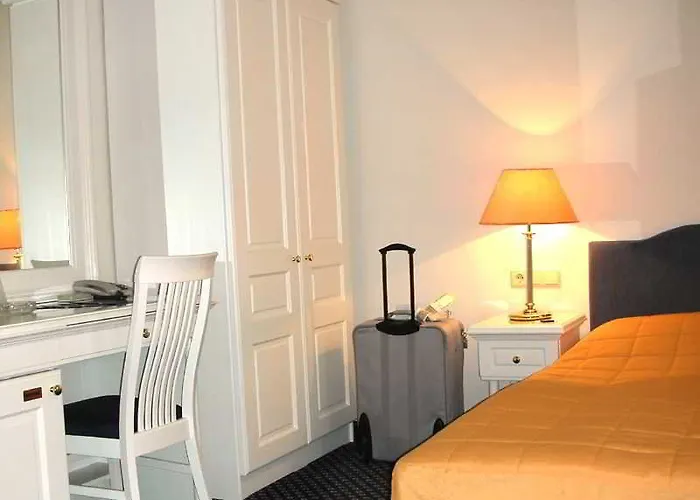 Arthotel Ana Adlon Hotel